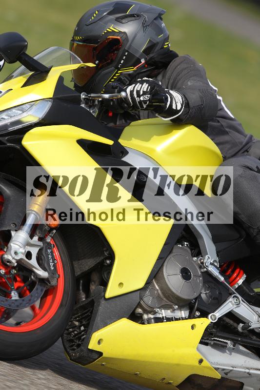 Archiv-2025/10 23.04.2025 Cornu Master School ADR/gruen-vert/32